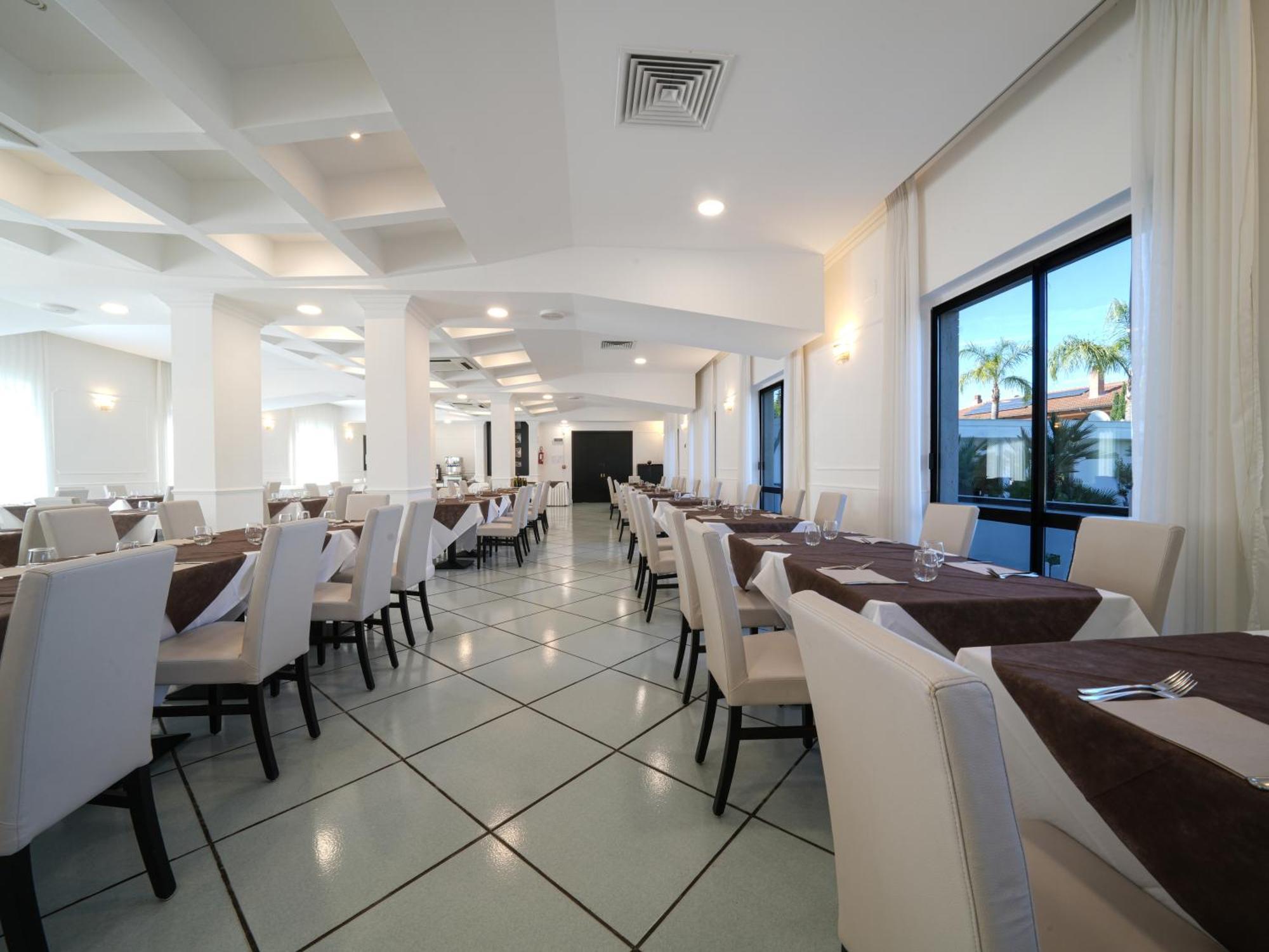 Hotel Club Clorinda Nuova Gestione 2024 Πέστουμ Εξωτερικό φωτογραφία